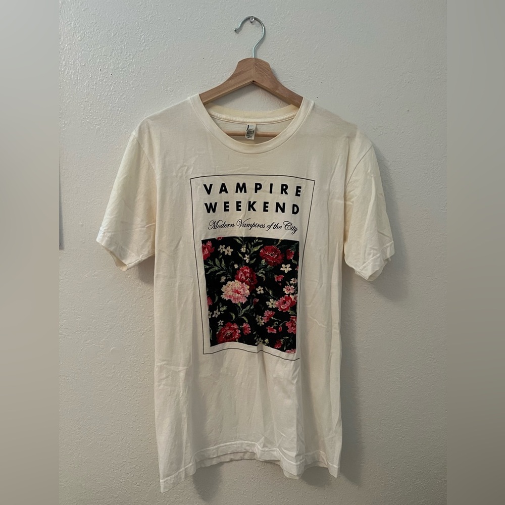Vampire Weekend band shirt M